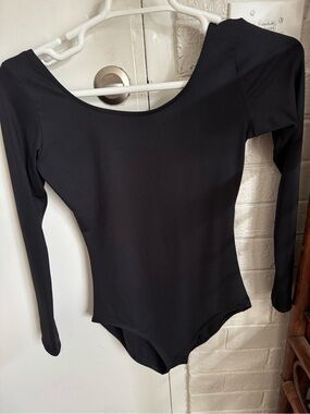 Black Long-Sleeve Scoop Neck Bodysuit - Women